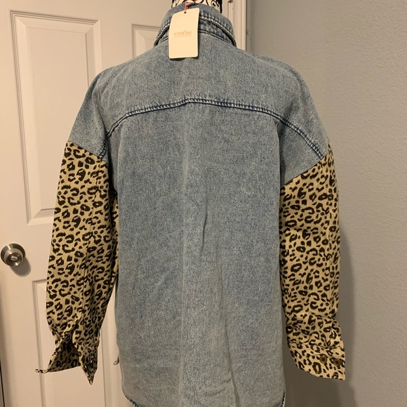 Entro Blue and Leopard Print Jean Jacket - Picture 2 of 7
